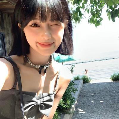 我们的错误 海报